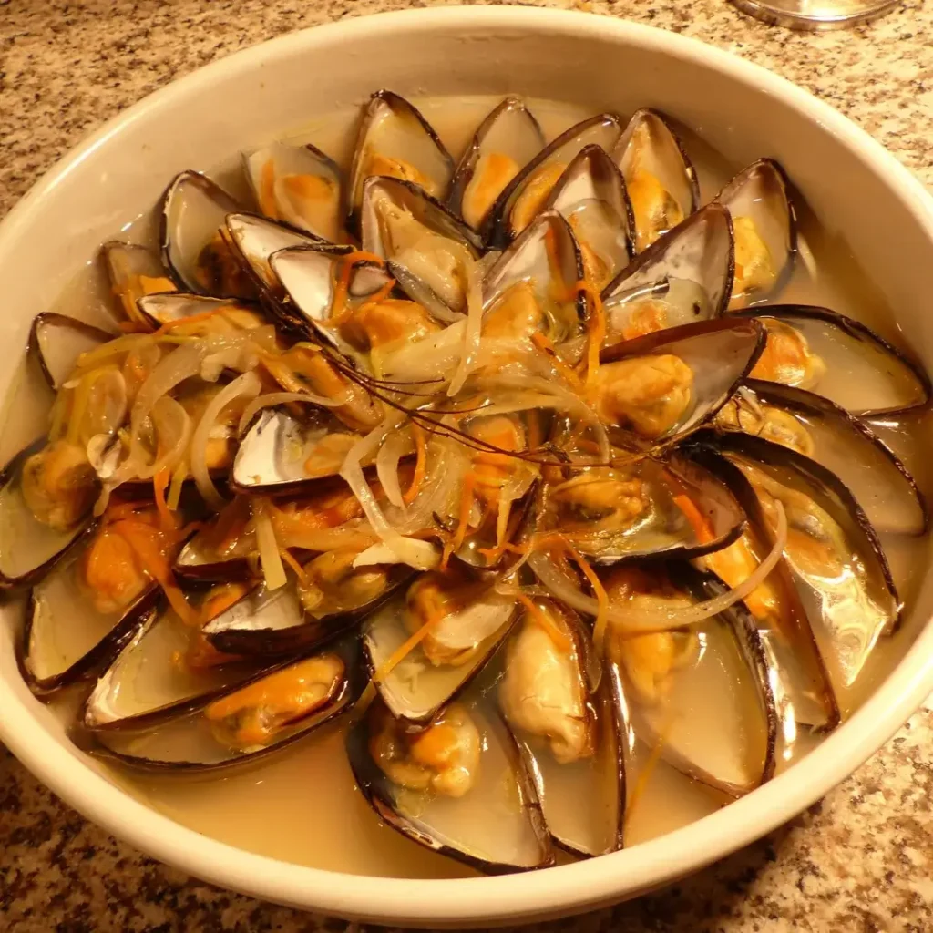 Mexilhões ao Vinho Branco